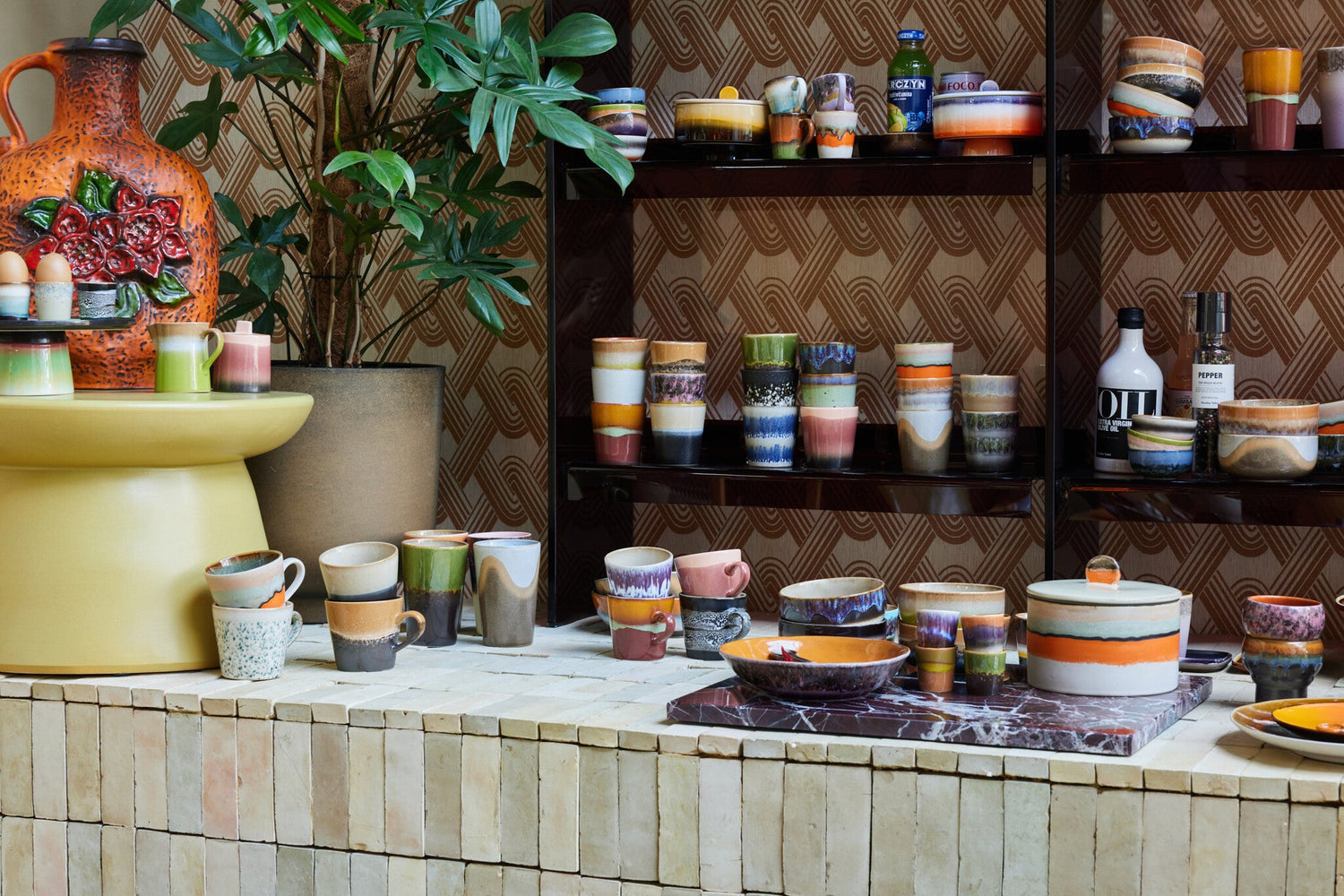 HK Living | 70's servies cappuccinomok Burst
